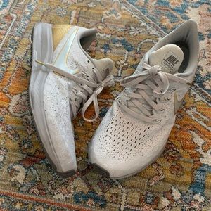 Nike: Zoom Pegasus 35, Women sz.8